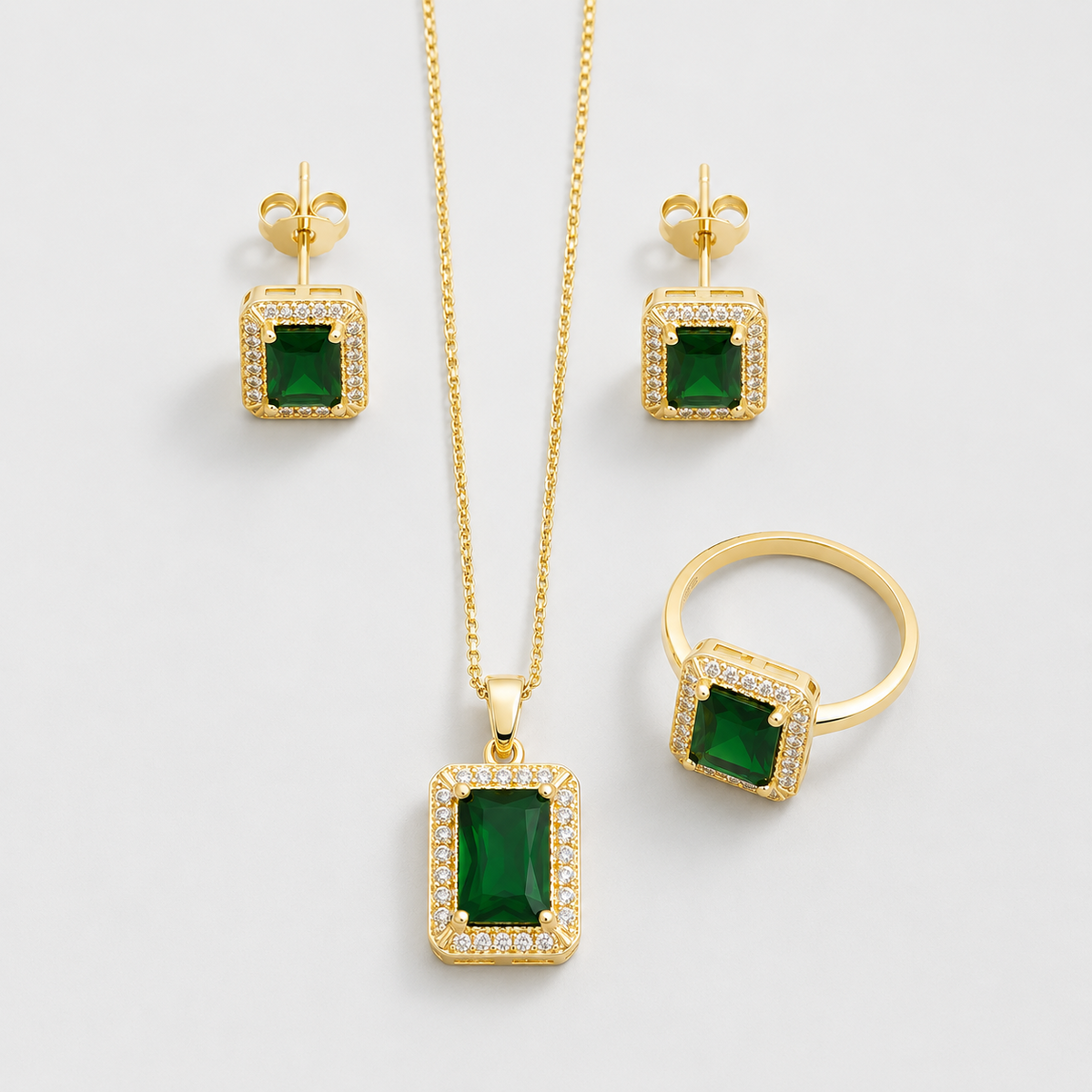 The Royal Emerald Jewelry Set