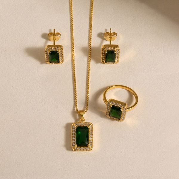 The Royal Emerald Jewelry Set