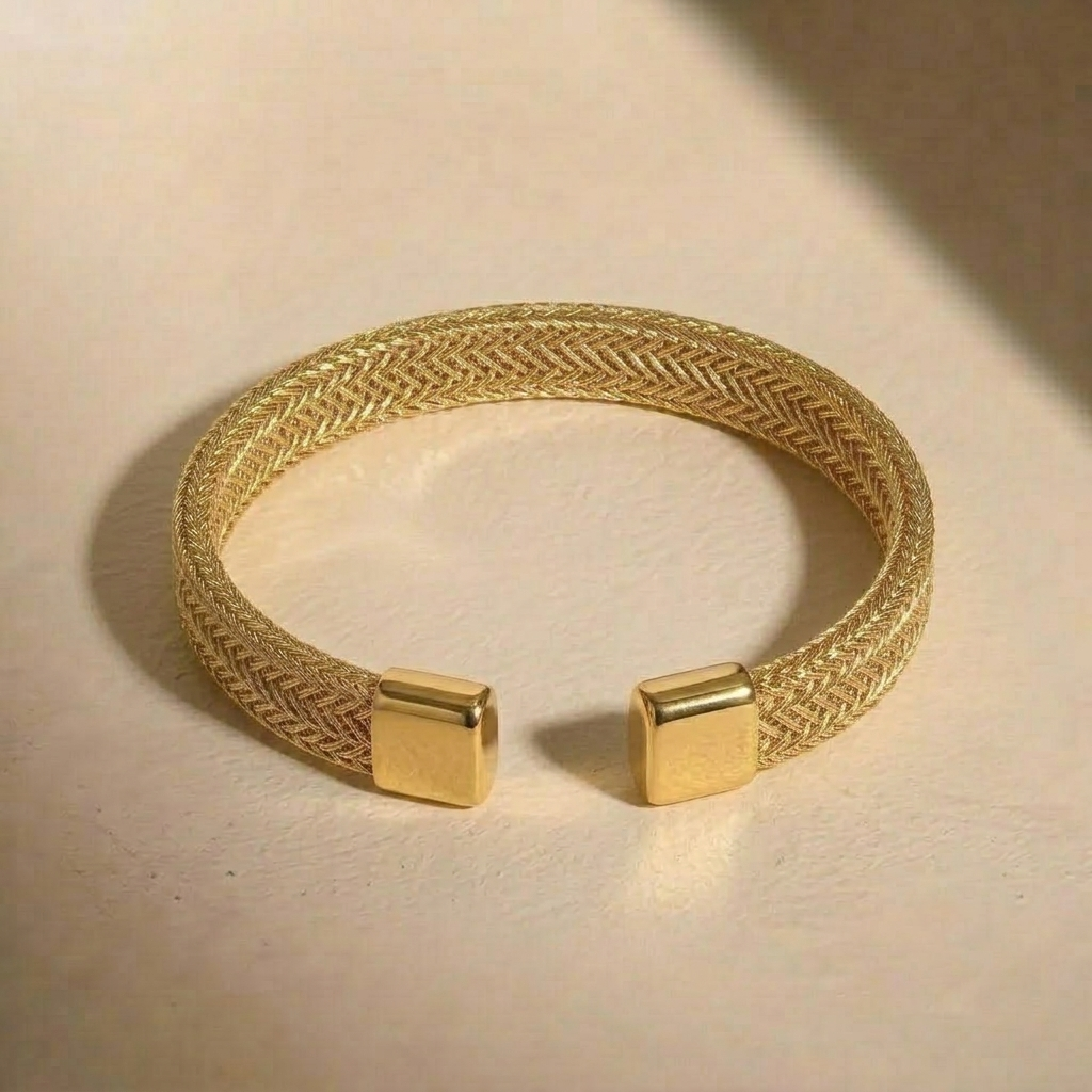 The Signature Heritage Golden Cuff