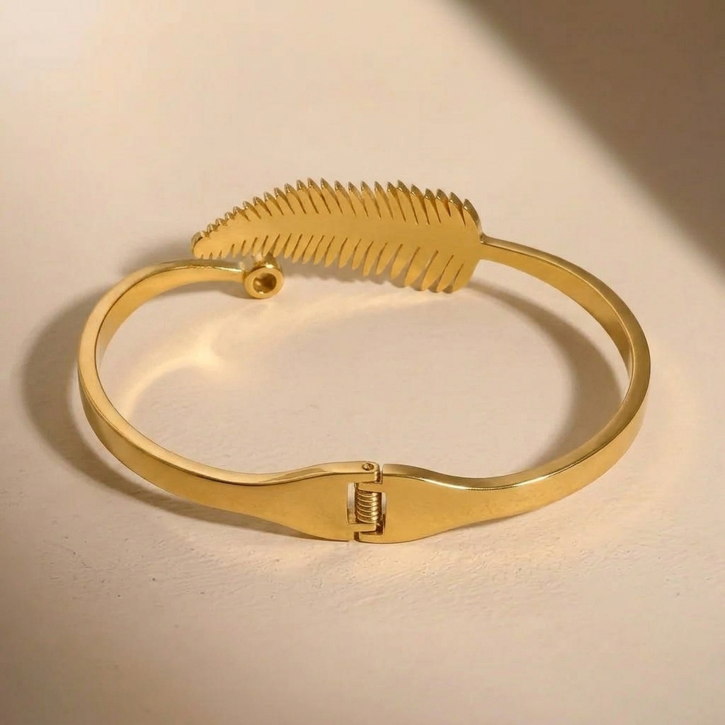 The Botanical Crystal Gold Bracelet