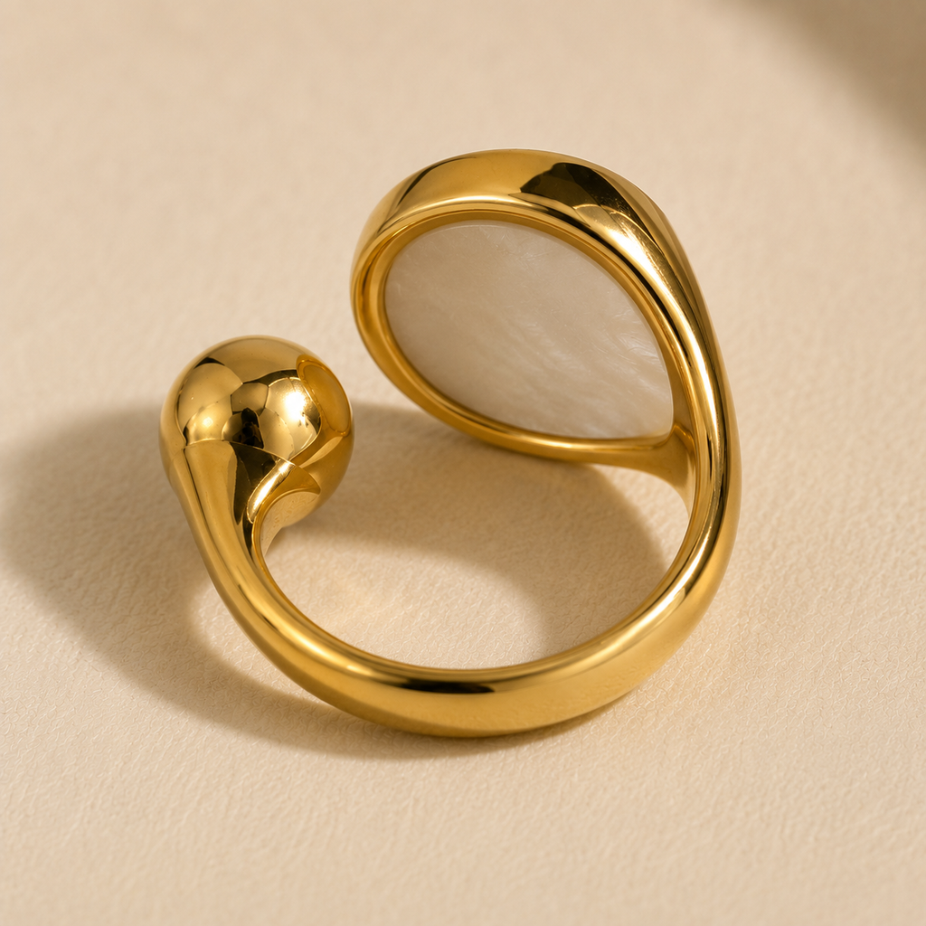White Teardrop Gold Ring