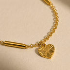 Textured Heart & Gold Bar Chain Bracelet