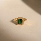 The Royal Emerald Jewelry Set
